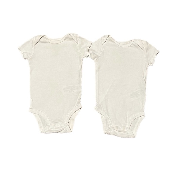 2 Pack 3M White Onesie Bundle - Picture 1 of 3
